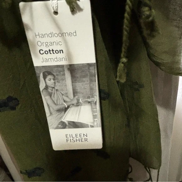 Eileen Fisher Organic Cotton Jamdani Olive Scarf with Black Chevron Pattern NWT - Picture 6 of 10